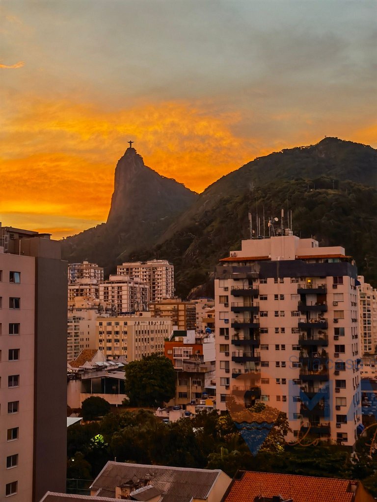 Studio overlooking Christ the Redeemer | PB 316/934