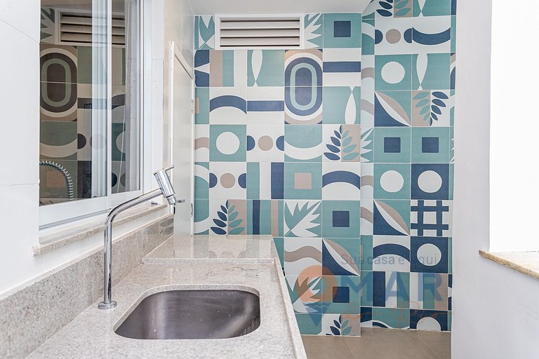 Modern 4 Bedrooms 650m from the Beach | NS 4/1003