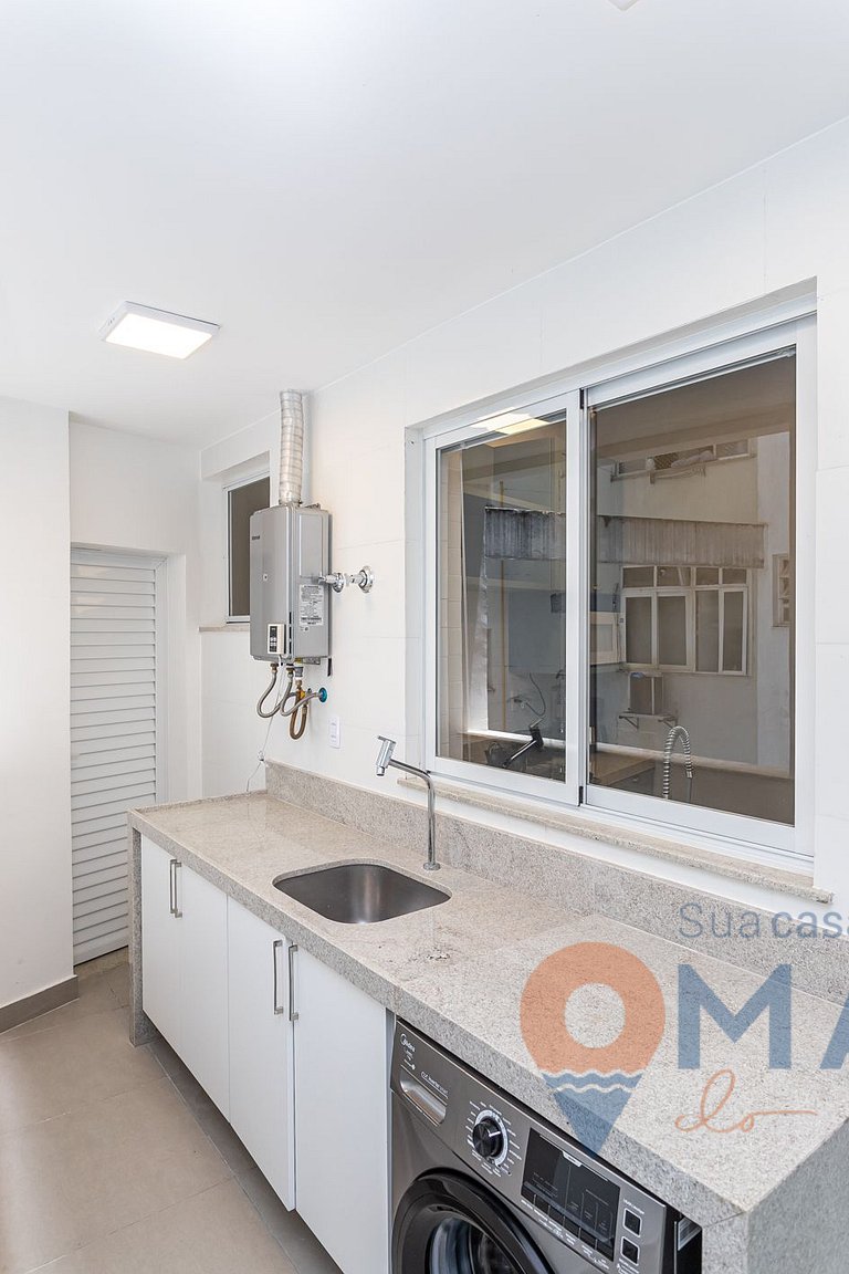 Modern 4 Bedrooms 650m from the Beach | NS 4/1003