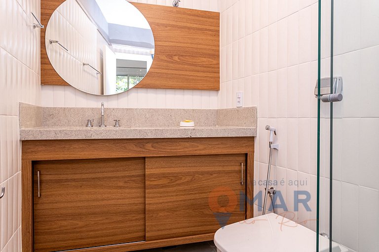 Modern 4 Bedrooms 650m from the Beach | NS 4/1003