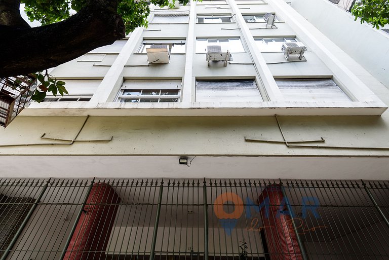 Apto de 2 hab a 240m de la playa de Copacabana | RP 186/702