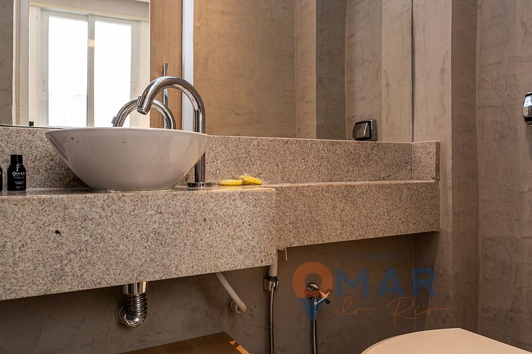 2 Bedroons Apartment 300m from Beach | VP 306/704