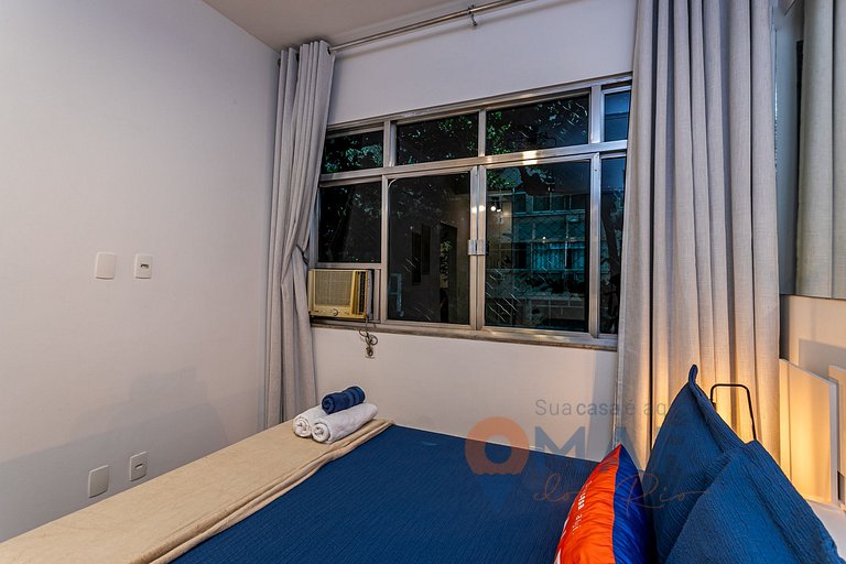 Modern Bedroom & Living Room in Botafogo | BRI 55/503