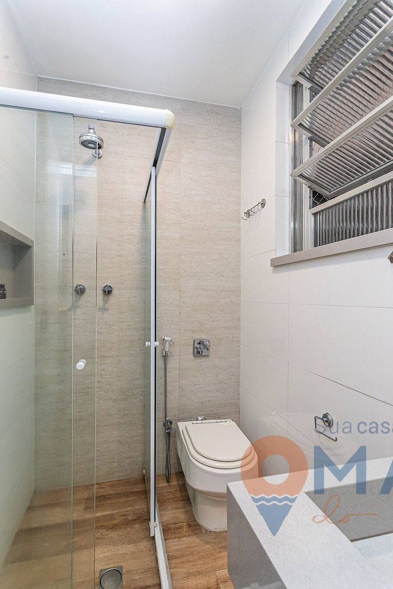 Modern Bedroom & Living Room in Botafogo | BRI 55/503