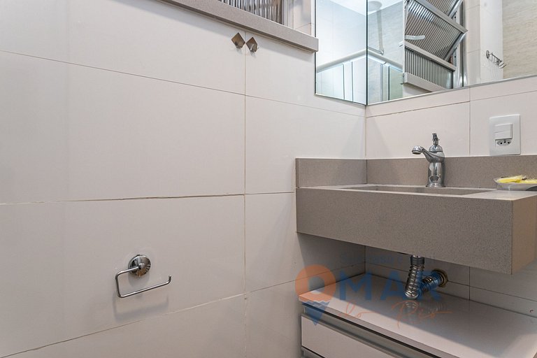 Modern Bedroom & Living Room in Botafogo | BRI 55/503