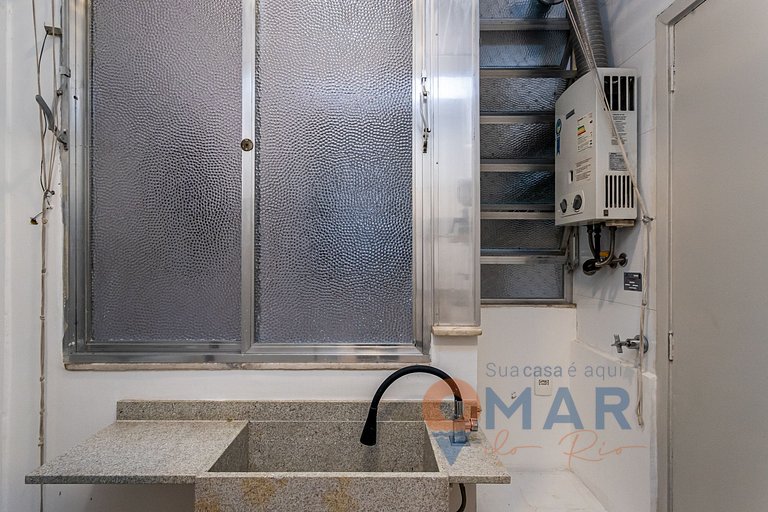 Modern Bedroom & Living Room in Botafogo | BRI 55/503