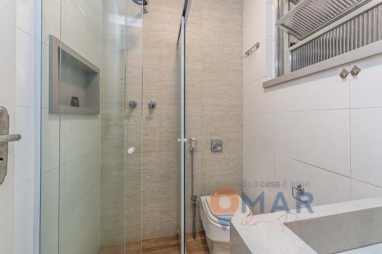 Modern Bedroom & Living Room in Botafogo | BRI 55/503