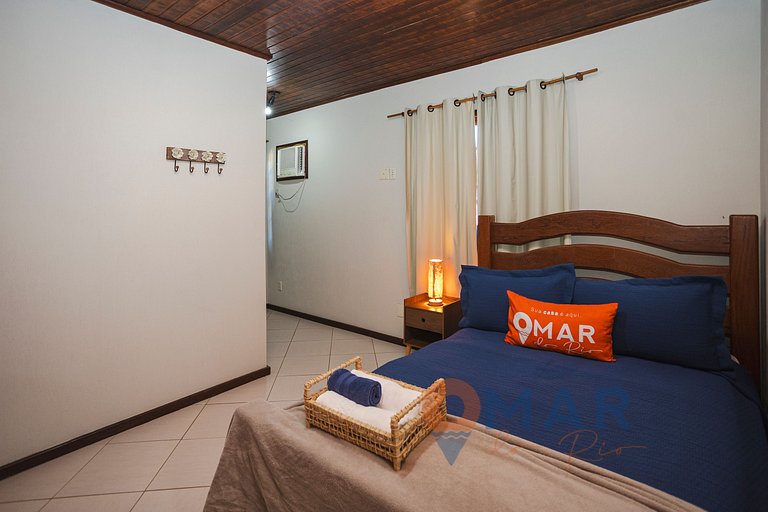 Beach House with Swimming Pool and Garage in Búzios | VG 05