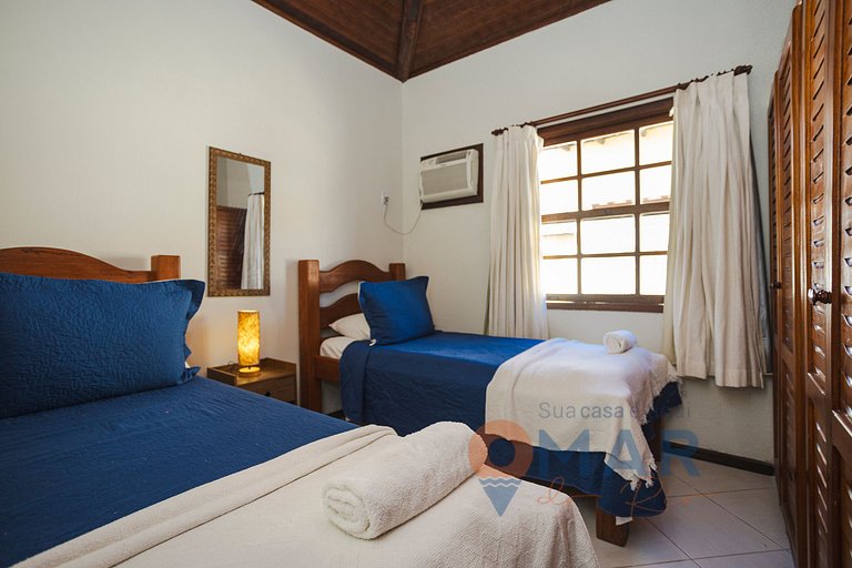 Beach House with Swimming Pool and Garage in Búzios | VG 05