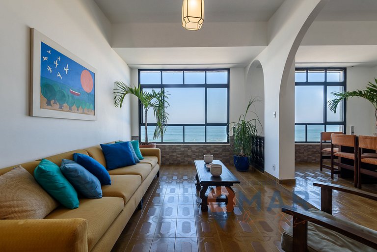 2-Bedroom Apartment w/ Sea View in Copacabana | FDM 7/91