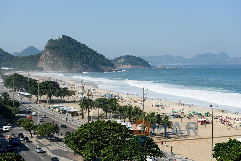 Apartamento de 2 dormitorios con vistas al mar en Copacabana