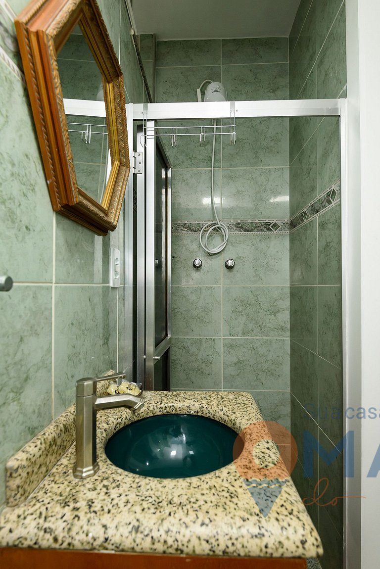 Peaceful Stay in Copacabana: 2 Bedrooms | TN 315/102