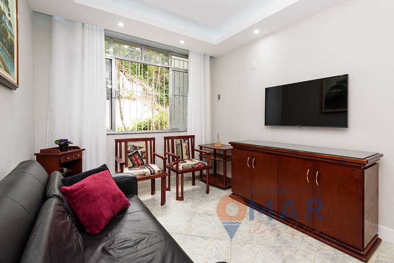 Peaceful Stay in Copacabana: 2 Bedrooms | TN 315/102