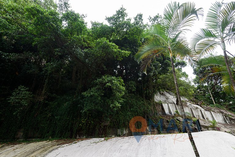 Peaceful Stay in Copacabana: 2 Bedrooms | TN 315/102