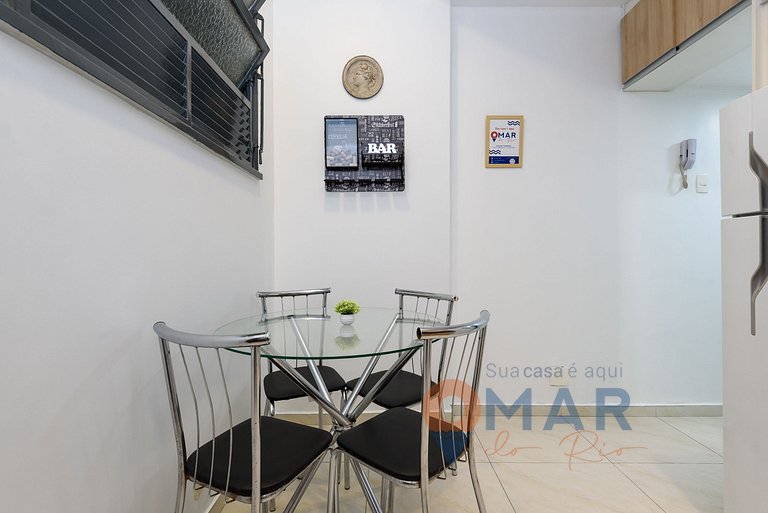 Refurbished studio 200m from Copacabana Beach