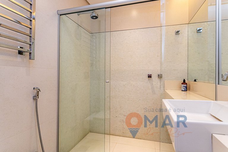 3 BDRs en Leblon 2 min. de la playa | GSM493/203