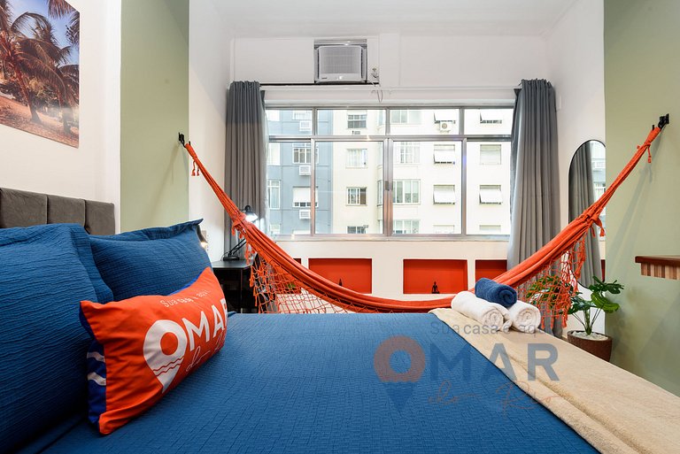 Work and Leisure in Copacabana | NSC 1085/301