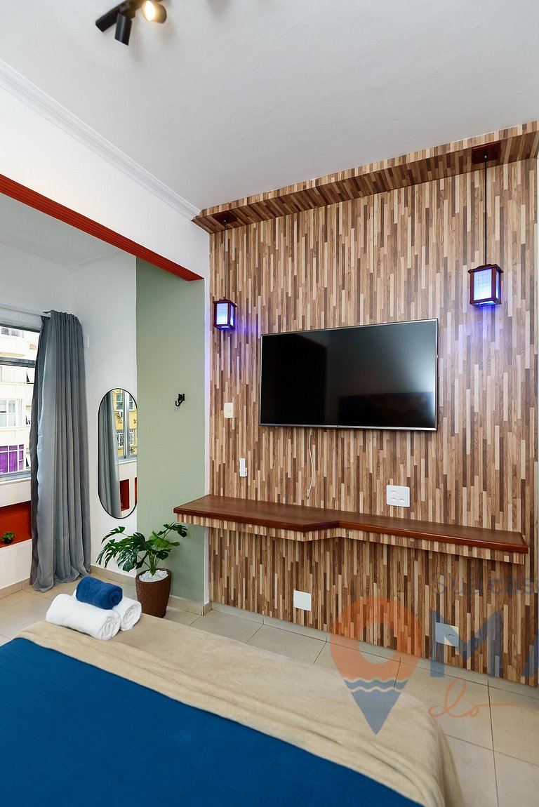 Work and Leisure in Copacabana | NSC 1085/301