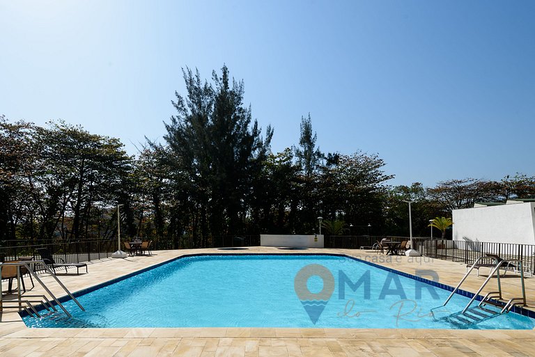 Modern 2-Bedroom w/ Sea View and Pool | LC 6250/1203