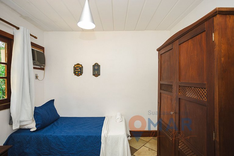 House in Búzios: 3 Bedrooms, Balcony and Garage | VF32