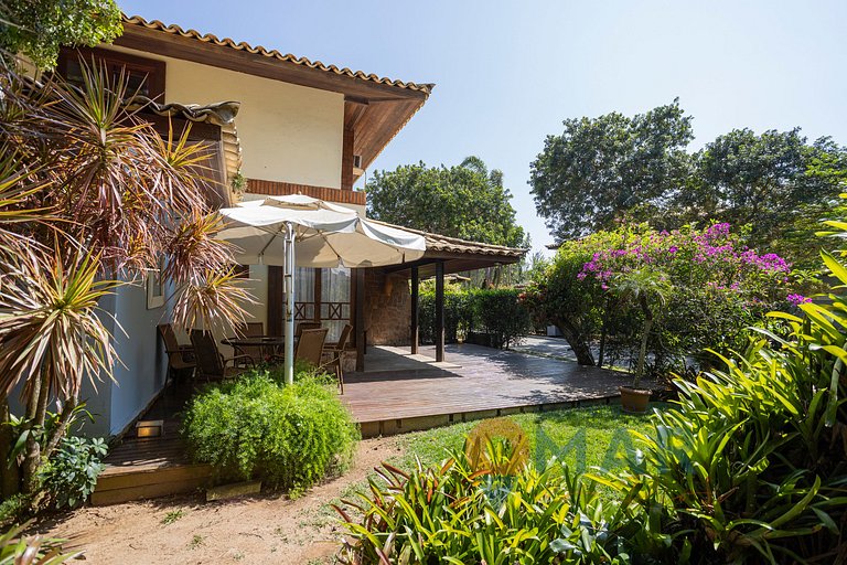 Casa en Búzios: 3 Dormitorios, Balcón y Garaje | VF32