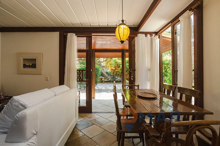 Casa en Búzios: 3 Dormitorios, Balcón y Garaje | VF32