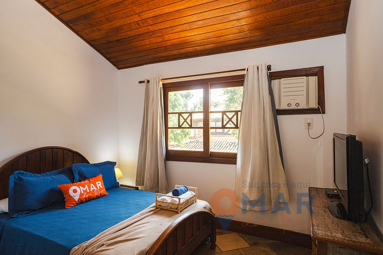 House in Búzios: 3 Bedrooms, Balcony and Garage | VF32