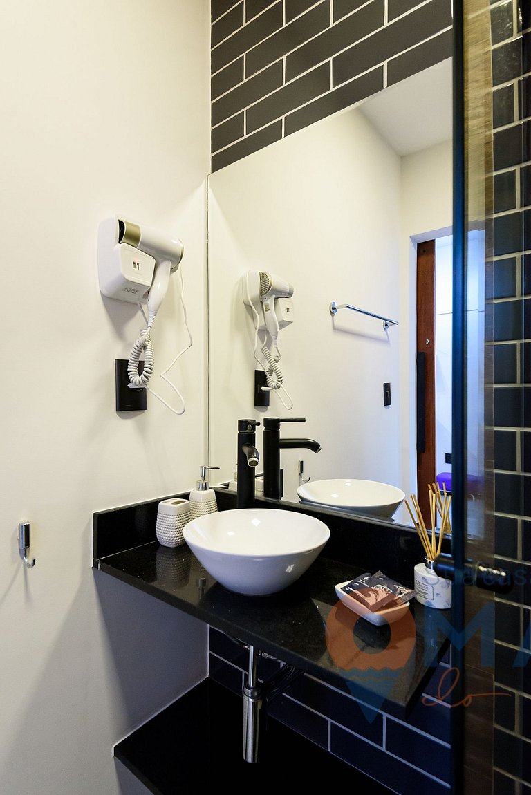 3 Bedrooms 300m from Leblon Beach | ADP 1174/202