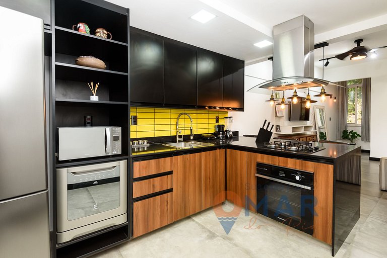 3 Bedrooms 300m from Leblon Beach | ADP 1174/202