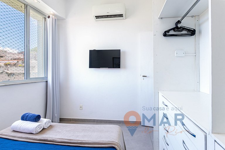 2-bedroom apartment 240m from Copacabana Beach | RP 186/1002