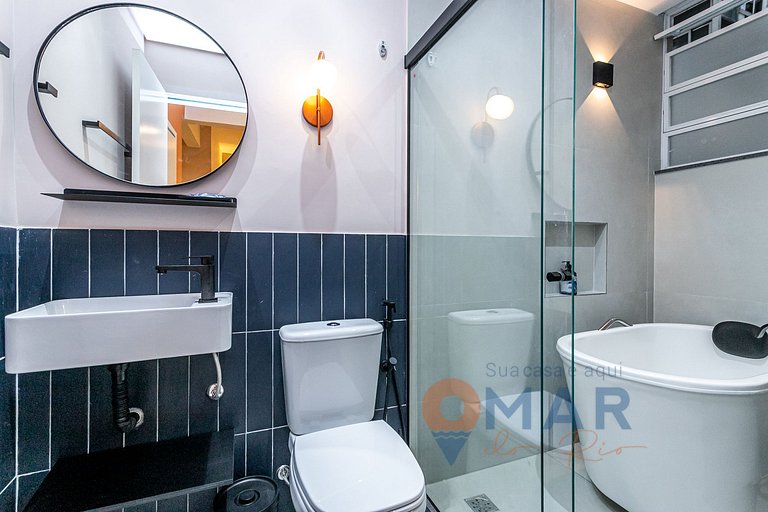 Cozy Studio w/ Bathtub 200m from the Beach | NSC 836/706
