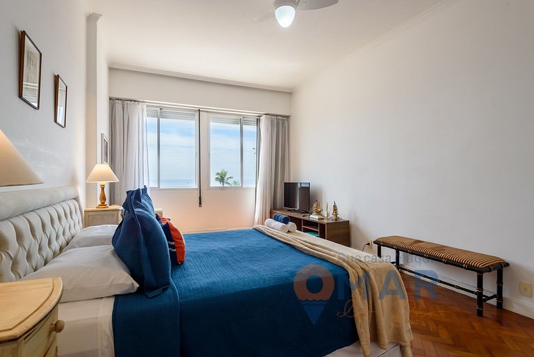 Classic and Luxurious 4BDR by the Sea | A 3484/301