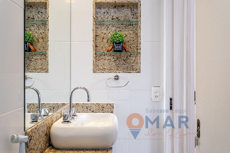 2BDRs in Copacabana 200m from the beach|DU 187/802