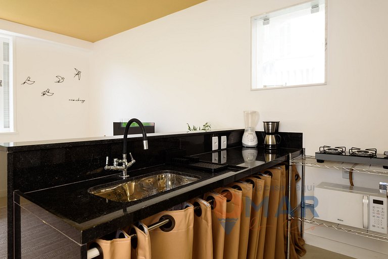 Oasis in the Heart of the Jardim Botânico | AR42/301