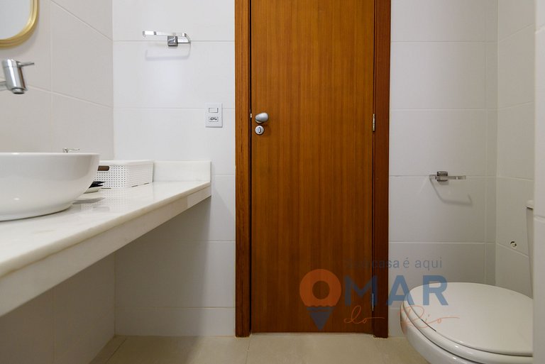 Oasis in the Heart of the Jardim Botânico | AR42/301