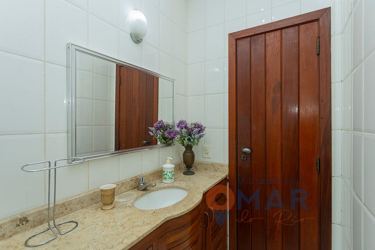 Casa con 4 Suites y Piscina en Búzios | PZ 1214