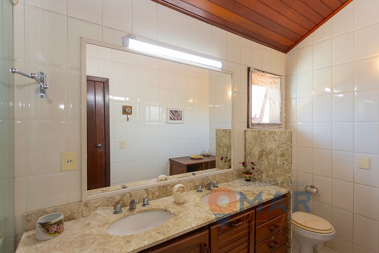 Casa con 4 Suites y Piscina en Búzios | PZ 1214