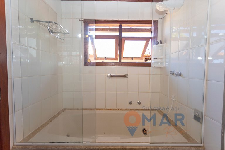 Casa con 4 Suites y Piscina en Búzios | PZ 1214