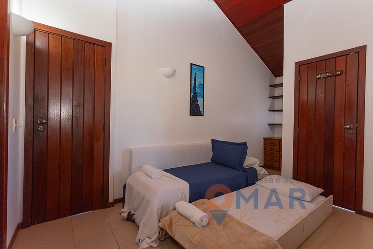 House with 4 Suites and Pool in Búzios | PZ 1214