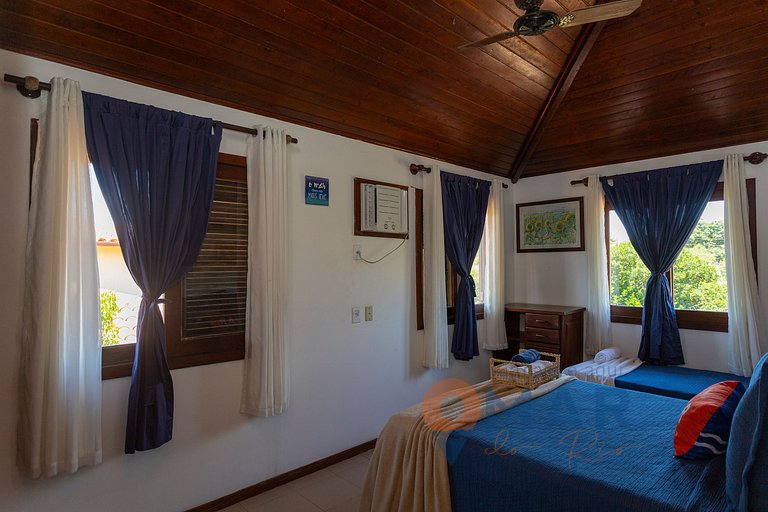 Casa con 4 Suites y Piscina en Búzios | PZ 1214