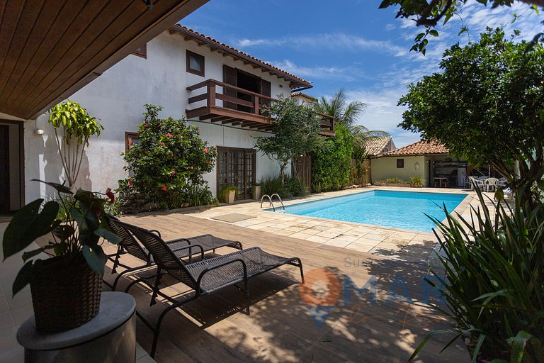 Casa con 4 Suites y Piscina en Búzios | PZ 1214