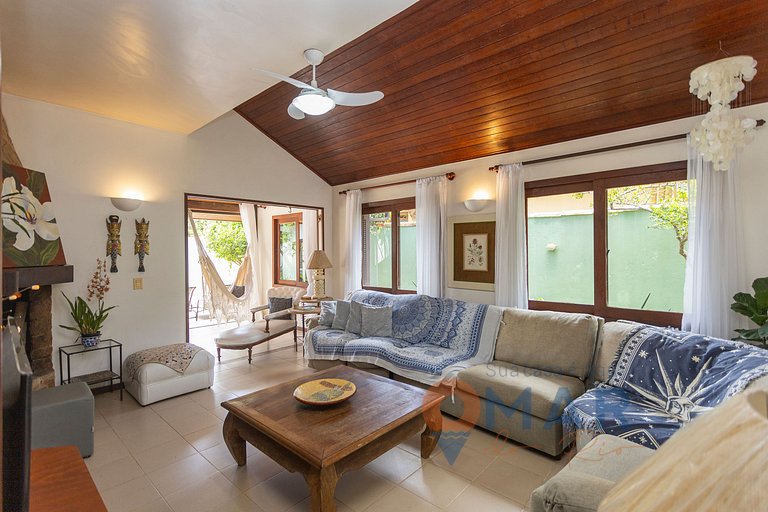 Casa con 4 Suites y Piscina en Búzios | PZ 1214