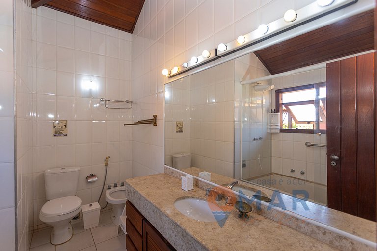 Casa con 4 Suites y Piscina en Búzios | PZ 1214