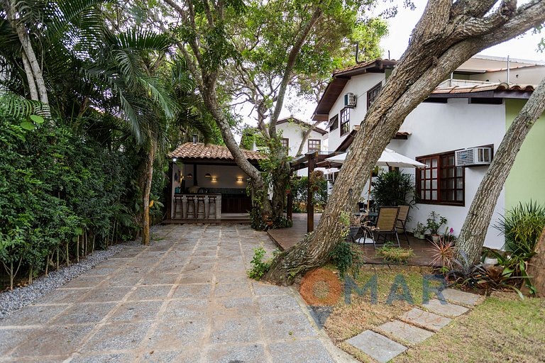 Beach House in Búzios with Gourmet Area | CE 30