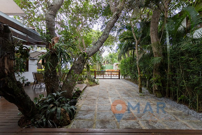 Beach House in Búzios with Gourmet Area | CE 30