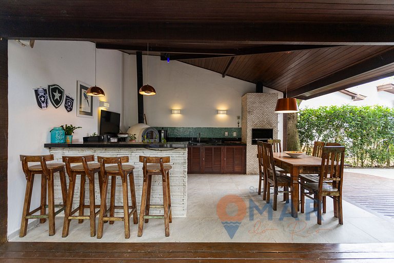 Beach House in Búzios with Gourmet Area | CE 30