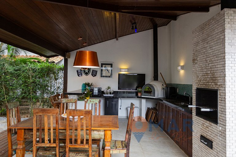 Beach House in Búzios with Gourmet Area | CE 30