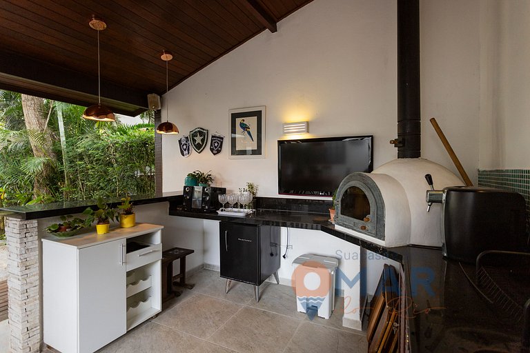 Beach House in Búzios with Gourmet Area | CE 30