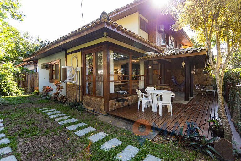 Casa en Búzios con 3 Suites y Garaje | VF 09