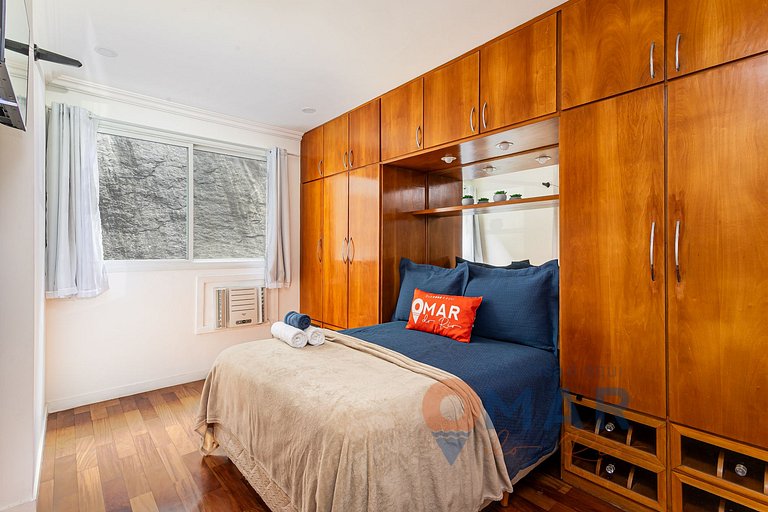 2BDRs with Pool and Garage in Botafogo | BV 80/107